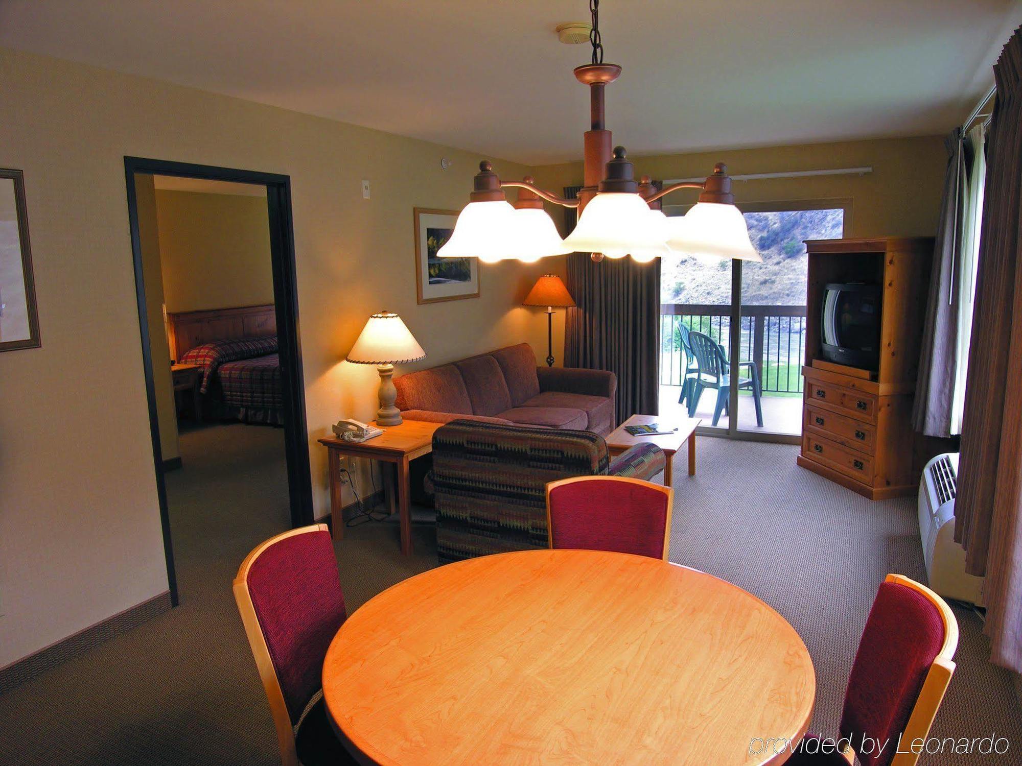 Salmon Rapids Lodge Riggins 部屋 写真